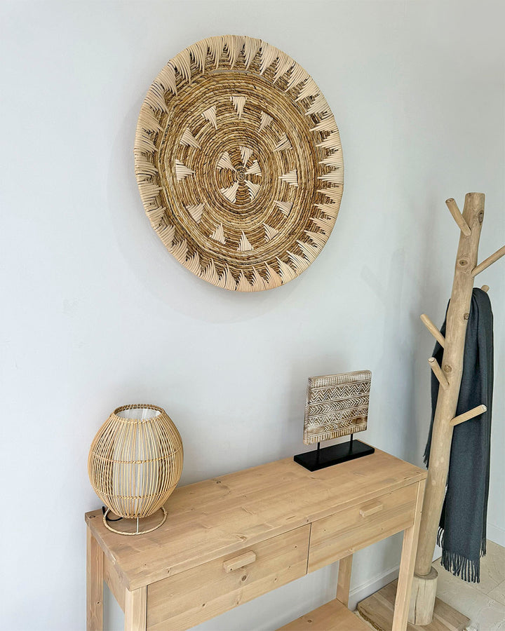 Figura decorativa Tanah