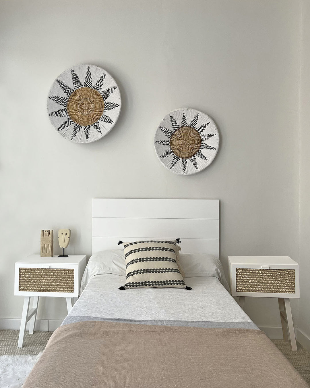 Garos headboard