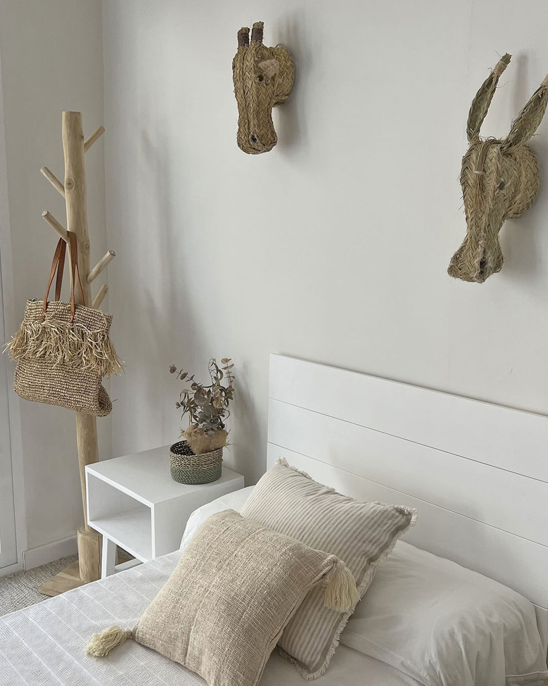 Cabecero de cama de madera maciza - Cabeceros rústicos y artesanales –  NATYAL, image size:1080x1350