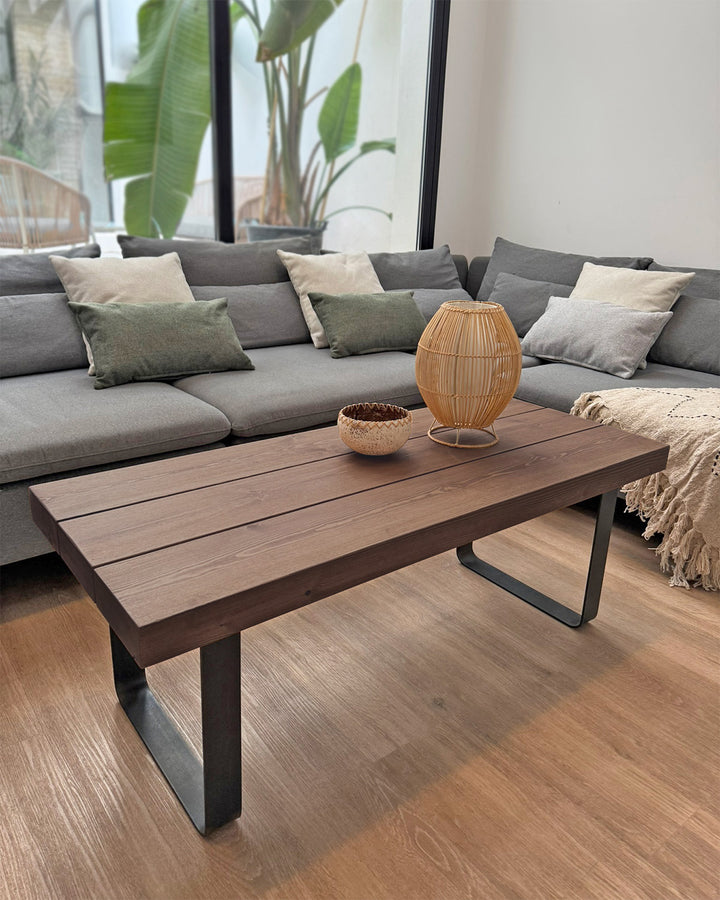 Liora coffee table