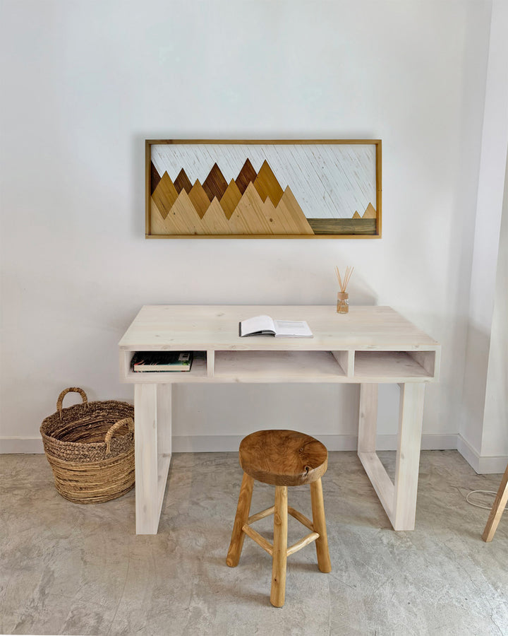 Nelva Desk