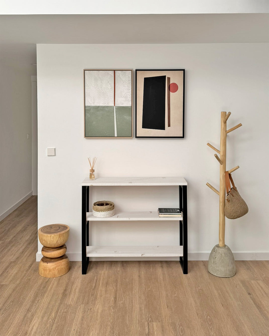 Neyra console table