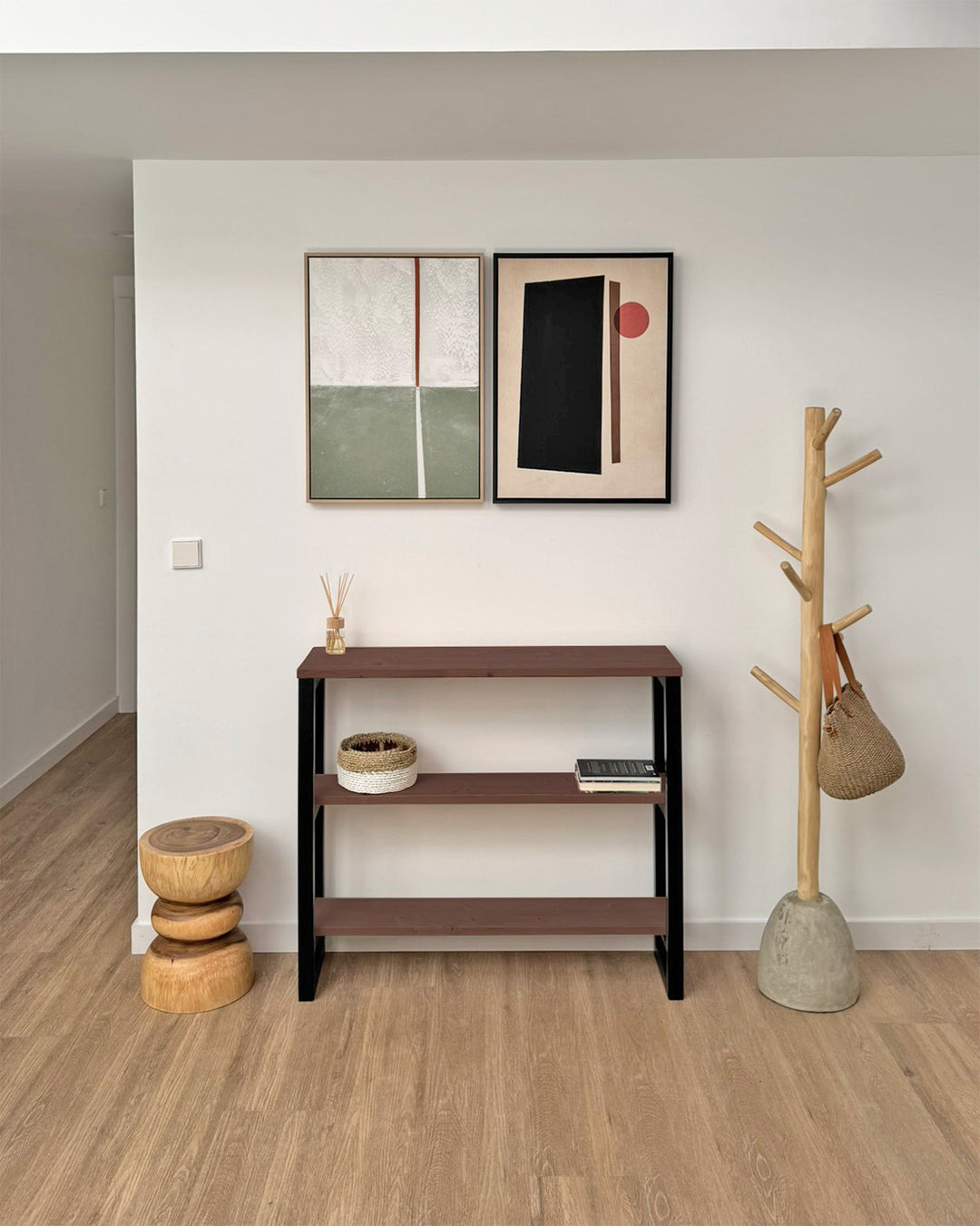 Neyra console table