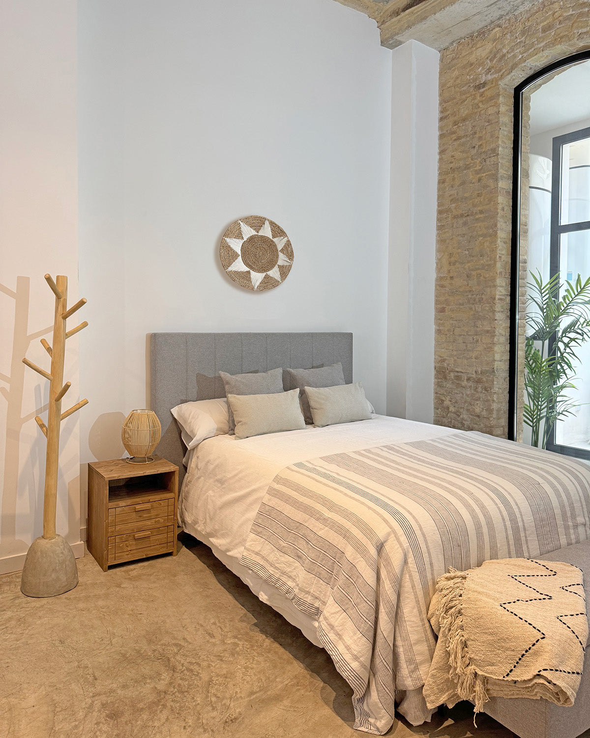 Mesita de noche Woody 2 cajones