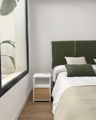 Mesita de noche Zaren Rafia natural