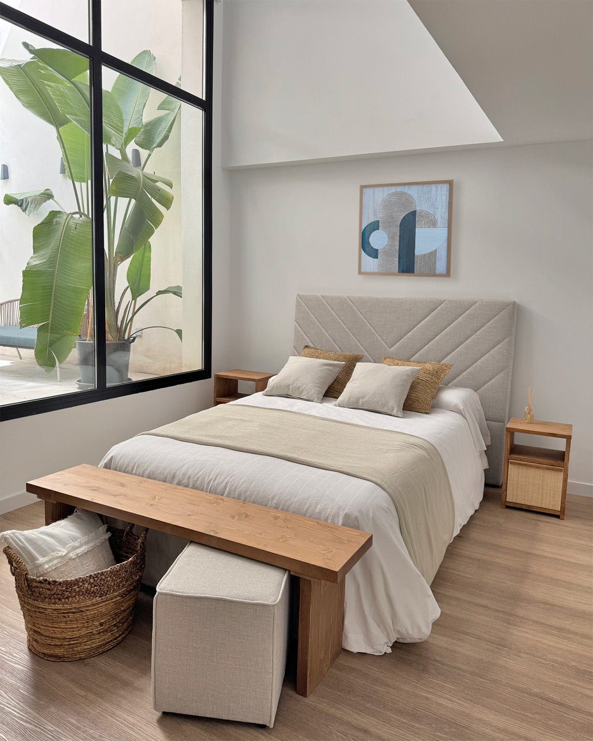 Mesita de noche Zaren Rafia natural