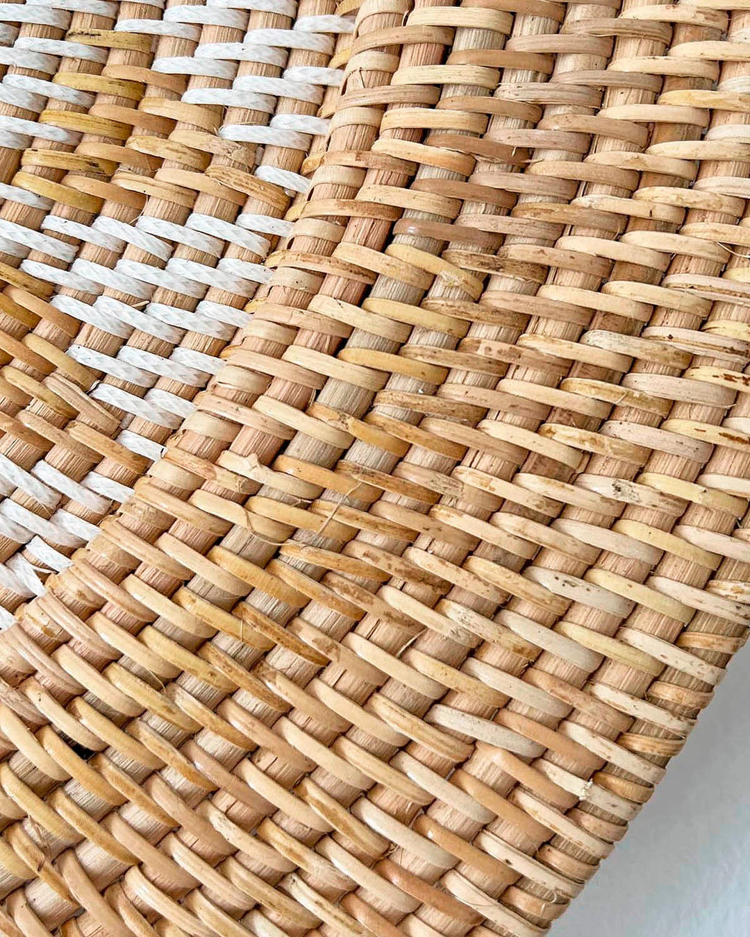 Plato Decorativo Yumi