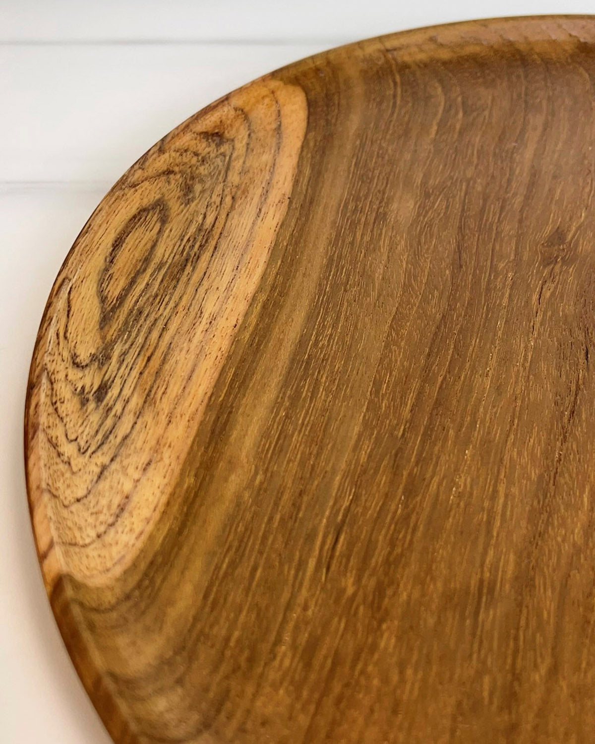 Oberoi teak wood plate