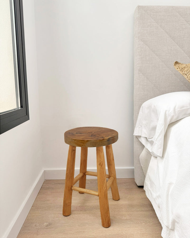 Taburete bajo de madera teca maciza artesanal, asiento elegante rústico robusto natural para dormitorio