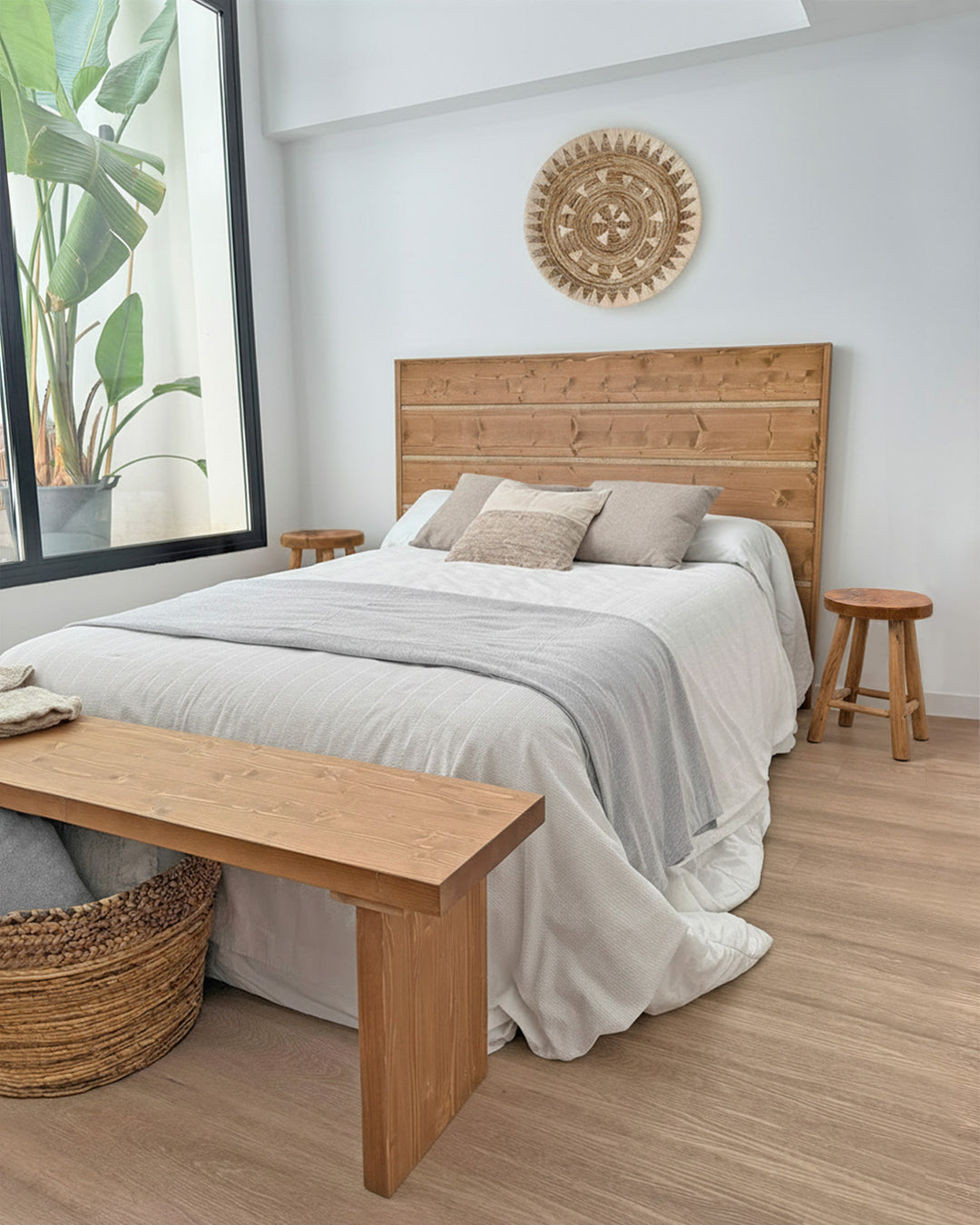 Taburete bajo de madera teca maciza artesanal, asiento elegante rústico robusto natural para dormitorio